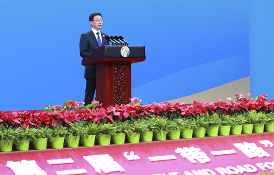 韩正出席第二届“一带一路”国际合作高峰论坛高级别会议并致辞