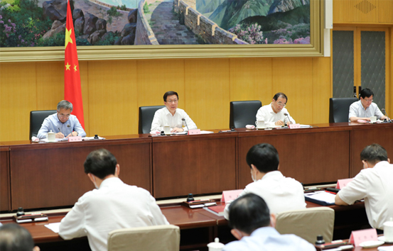 韩正出席农村乱占耕地建房问题整治工作电视电话会议并讲话