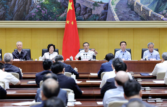 李克强在第十次全国深化“放管服”改革电视电话会议上发表重要讲话 韩正主持